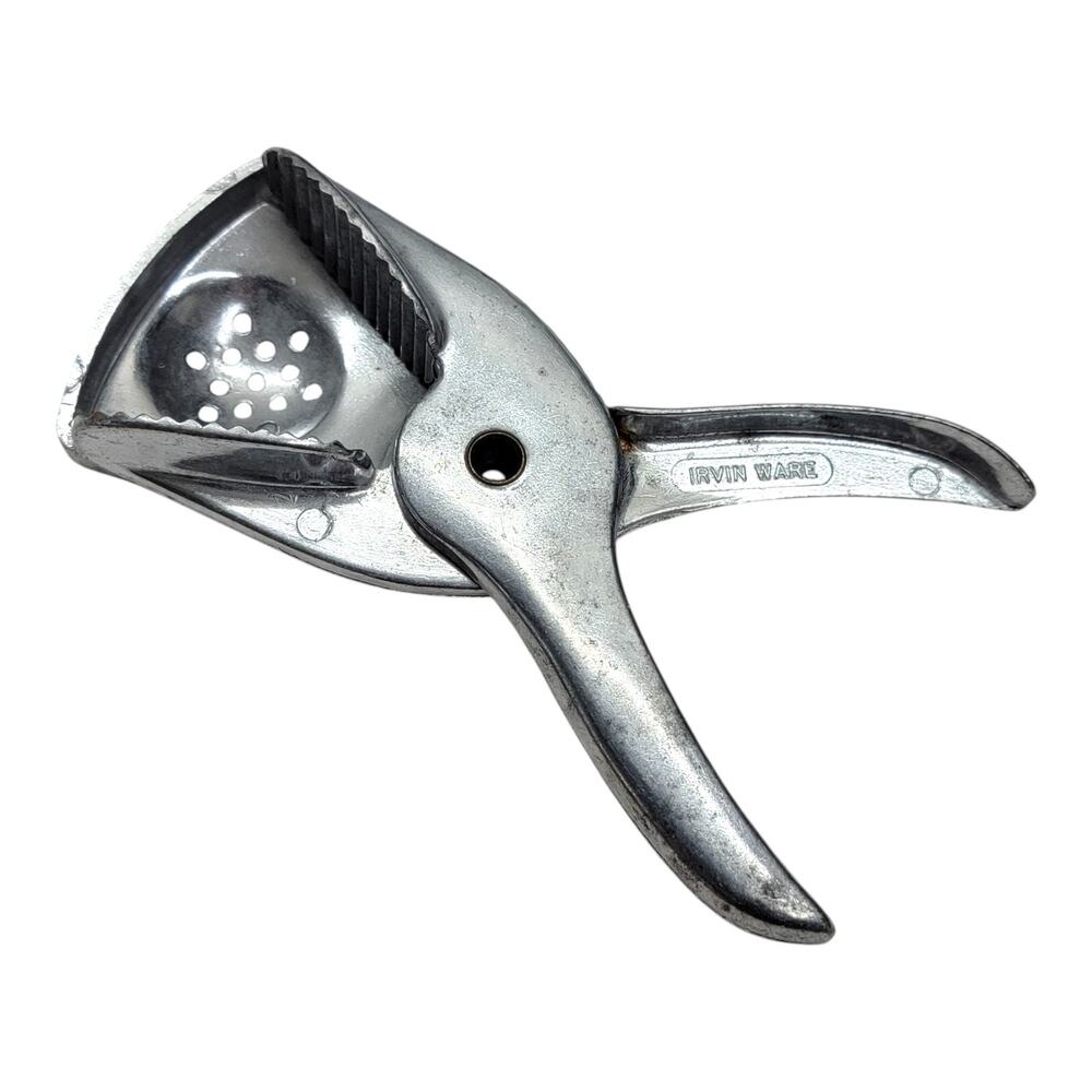 Vintage Irvin Ware Citrus Squeezer Handheld Lemon Lime Press Juicer USA